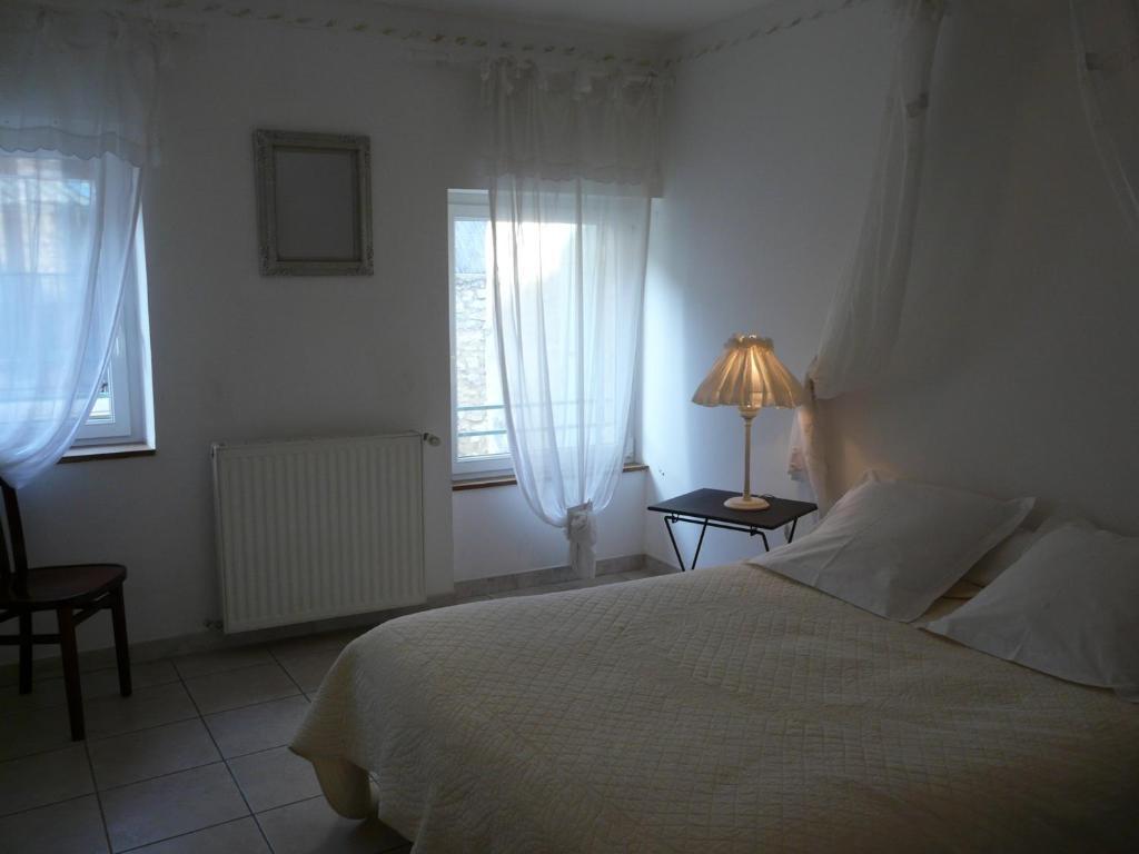 Hotel Le Globe Marsanne Room photo